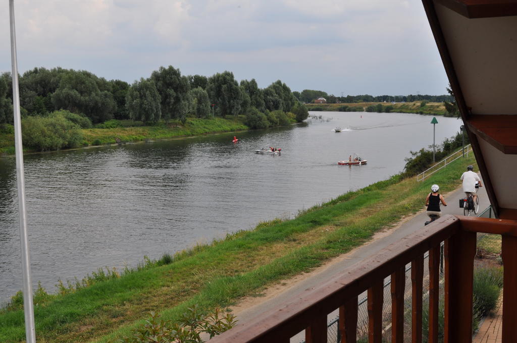 Thuiskomen, Genieten Aan Het Water Maaseik Værelse billede